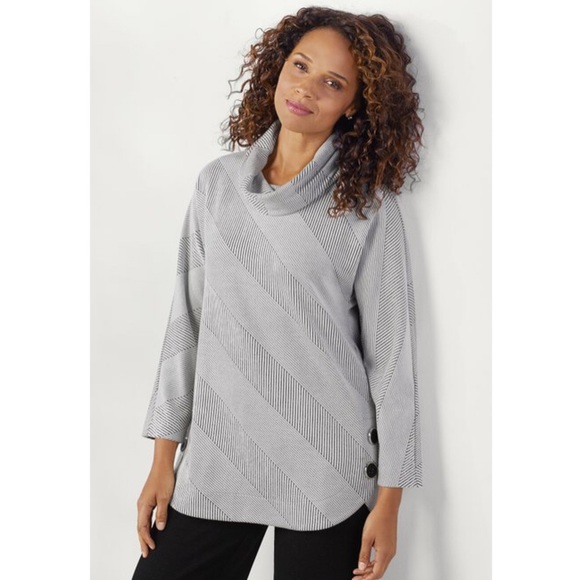 Soft Surroundings Sweaters - Soft Surroundings Crissa Cowl Top (size M)